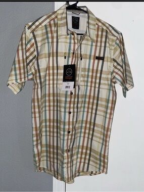 Wrangler ATG All Terrain Gear Short Sleeve NWT Medium Button Up Plaid Shirt M507